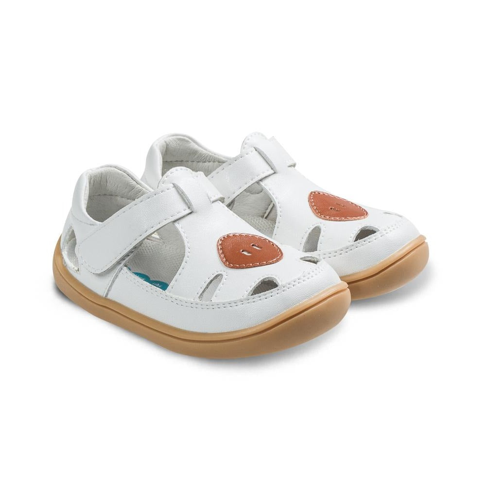 Little Blue Lamb comfortable baby sandals in white