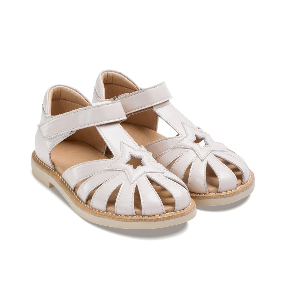 Little Blue Lamb comfortable kids sandals in white