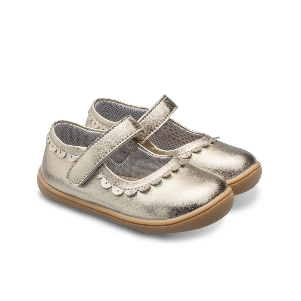 Little Blue Lamb comfortable baby sandals in gold