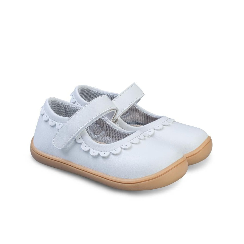 Little Blue Lamb comfortable baby shoes in white
