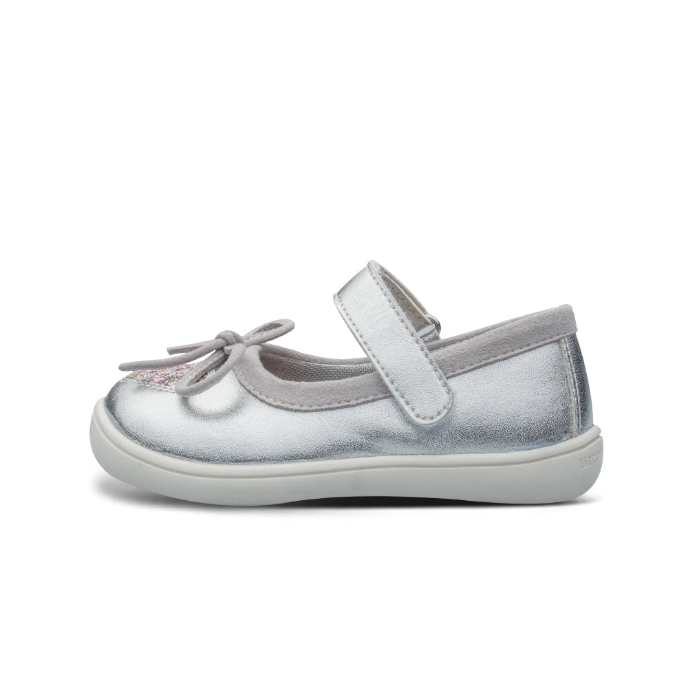 Little Blue Lamb comfortable infant sandals in silver